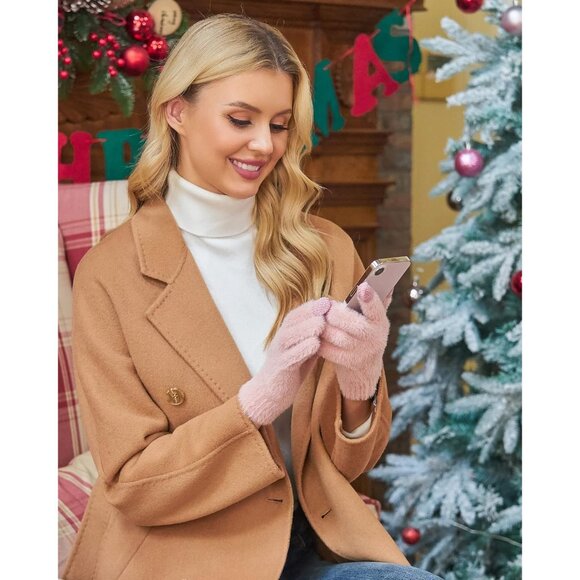 Women's Pink Winter Touchscreen Velvet Elastic Warm Gloves for Cold Weather - Picture 6 of 6